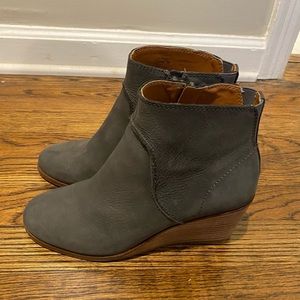 Lucky Brand Boots size 7.5. Gently worn